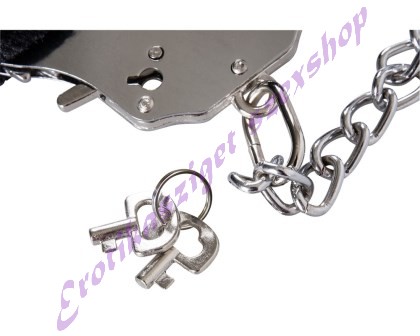 Fekete plüss bilincs hosszú lánccal