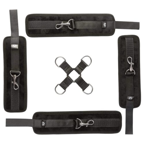 Sei Mio - fekete boka és csuklóbilincs 