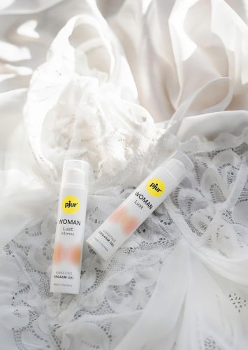 pjur Woman Lust Intense - csiklóizgató gél (15ml)