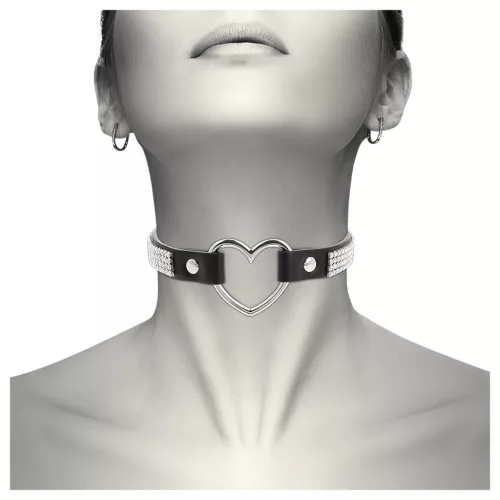 Coquette - strasszos choker szív medállal (fekete)